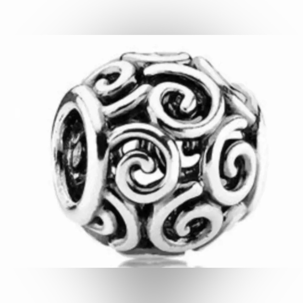 Pandora Ocean Breeze Charm